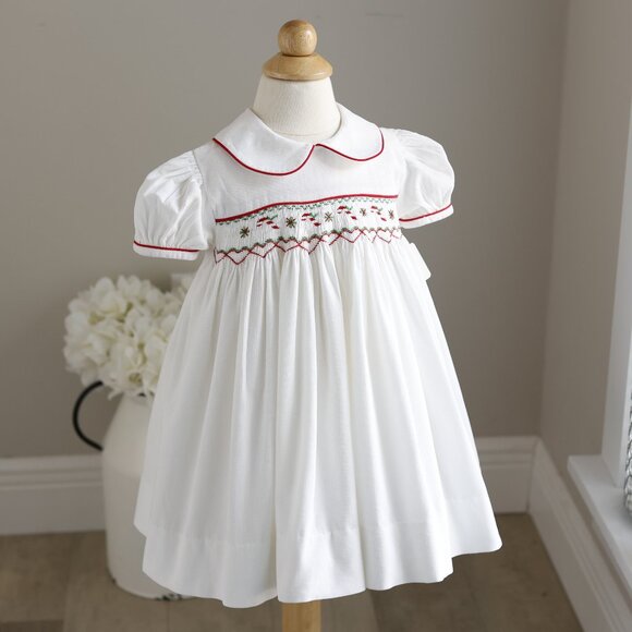 Girl's White Corduroy Smocked Dress Red and Green Embroidery Boutique 24 Months - Picture 1 of 5